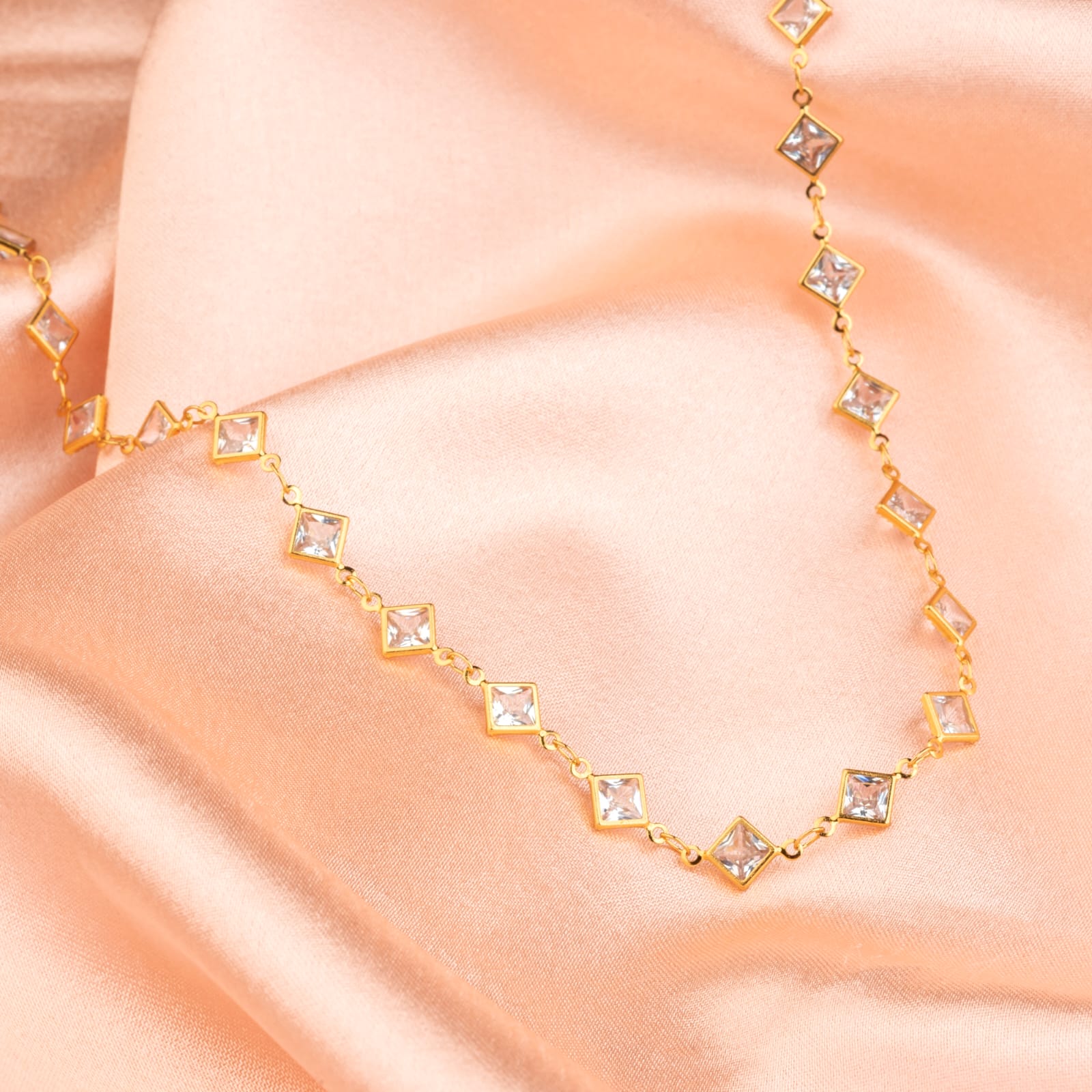 Noorva Designer chain