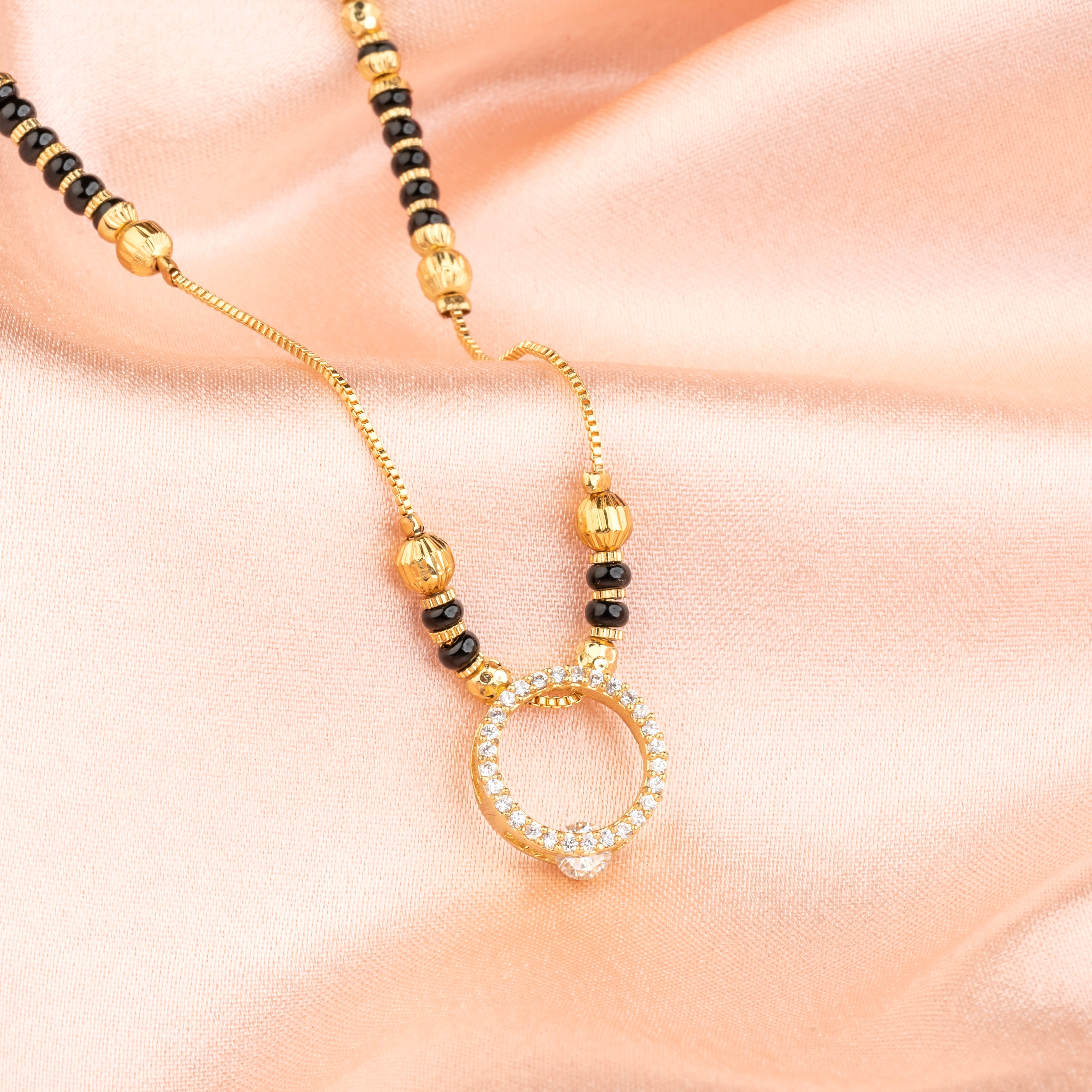 Kanika Mangalsutra – The Golden Essence of Purity