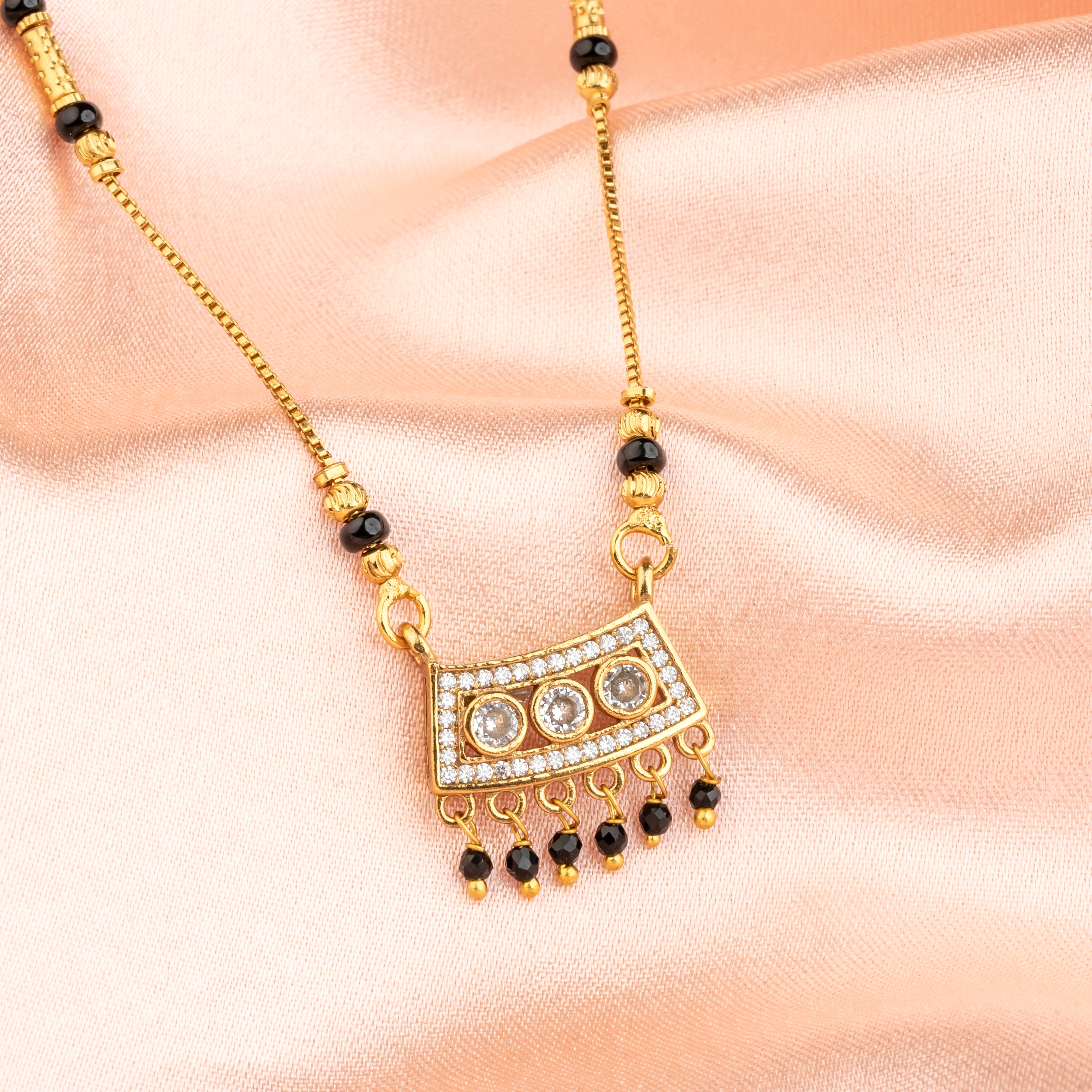 Vilasini Mangalsutra – The Grace of Royal Beauty