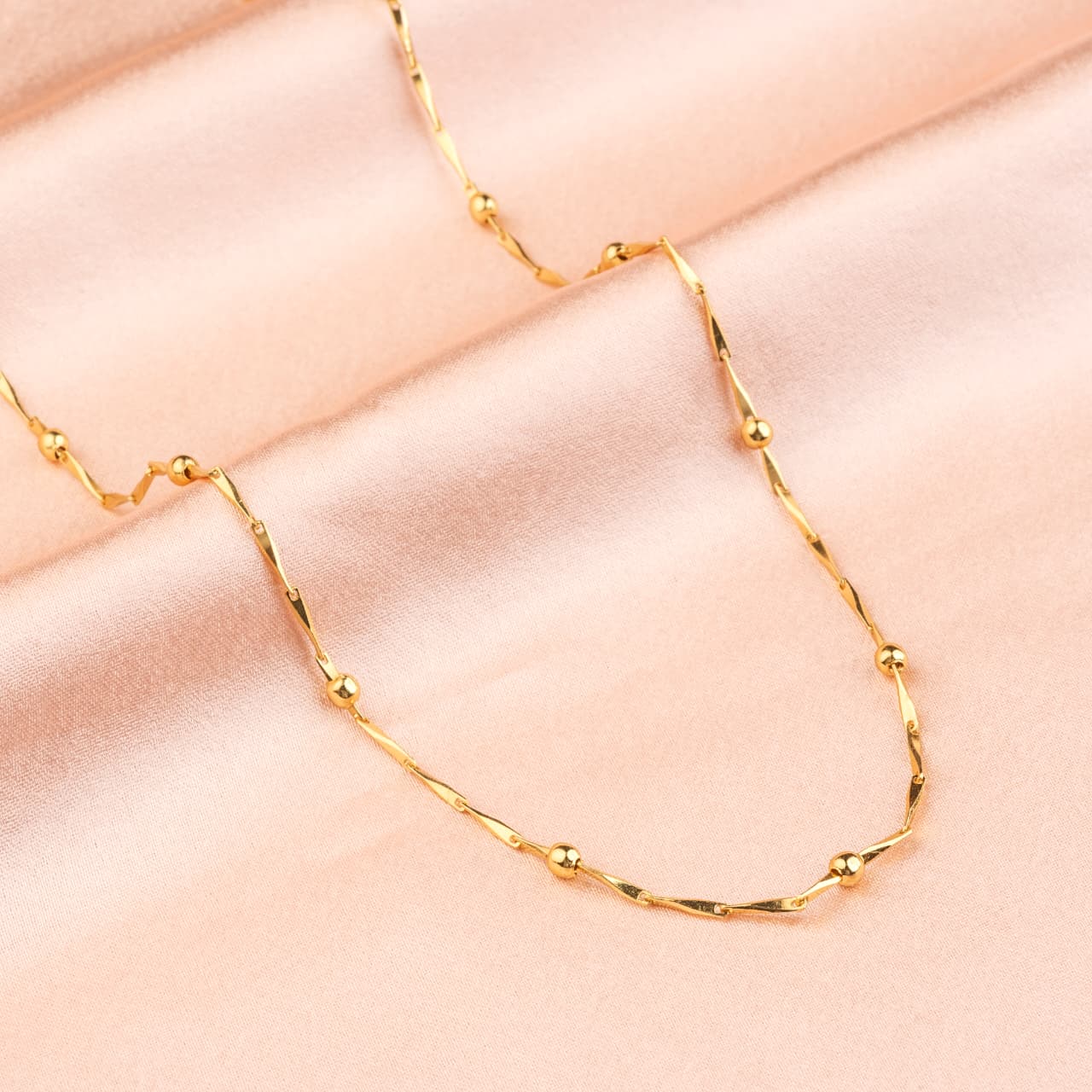 Avyukta Chain