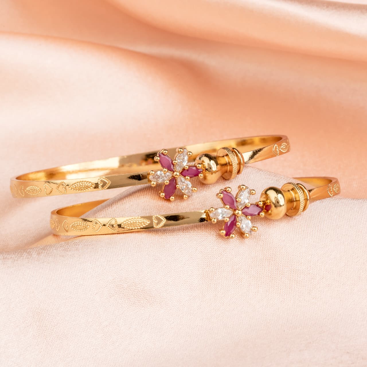 Kanak Bangles